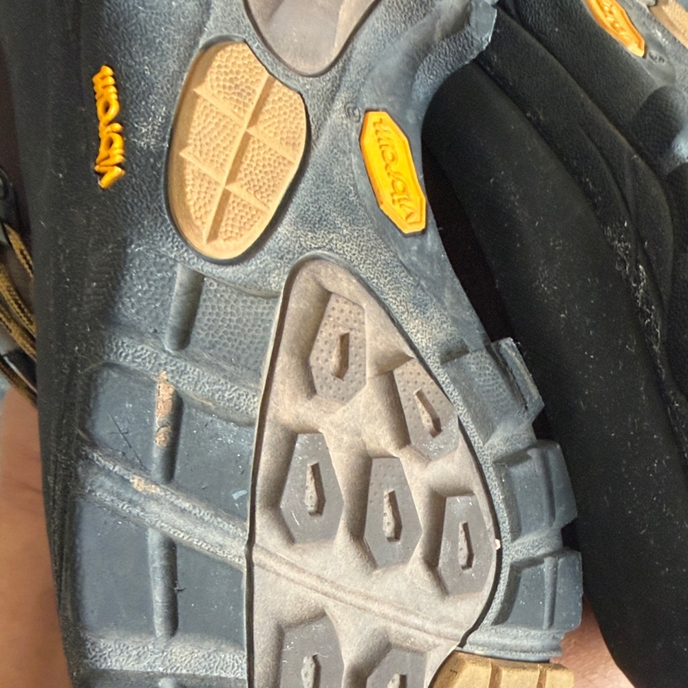 The North Face Brown Leather Hiking Boots – GORE-TEX – Good Condition - Picture 11 of 12